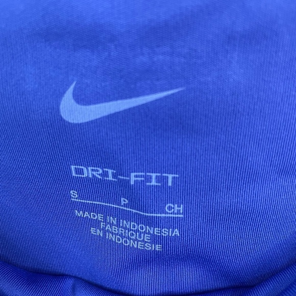 Nike electric blue full length legging. Bright, soft, and in perfect condition! - Picture 3 of 4
